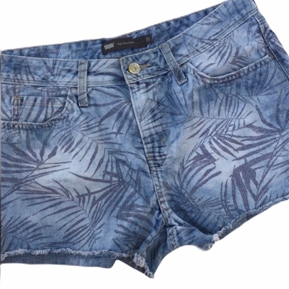 Levi's high-waist palm leaf cut-off jean short frayed sz 11 - Picture 7 of 8